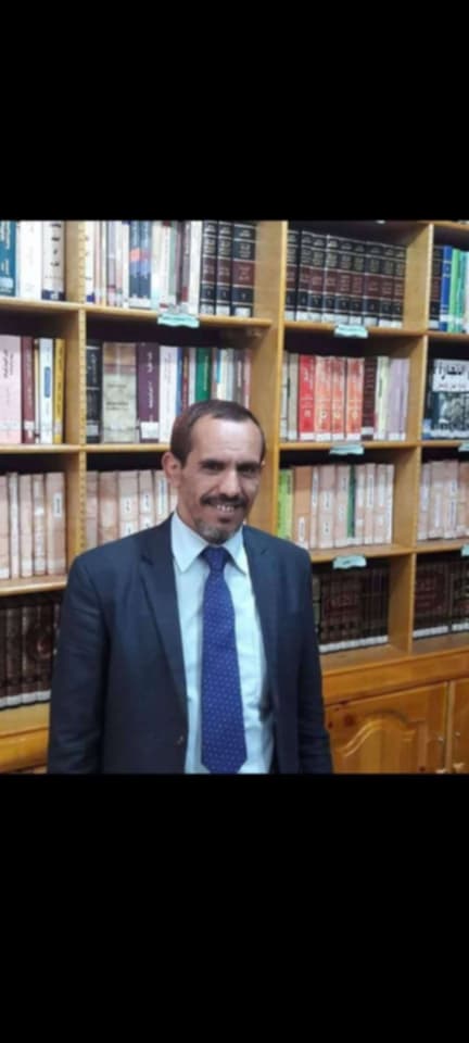 محامو صنعاء يطلبون 20 مليون للترافع.. ومحامٍ واحد يختار التضحية