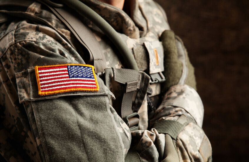  البنتاغون يعتمد سياسة جديدة تقلل من قدرة الجنود المتحولين جنسيا على طلب البقاء في الجيش