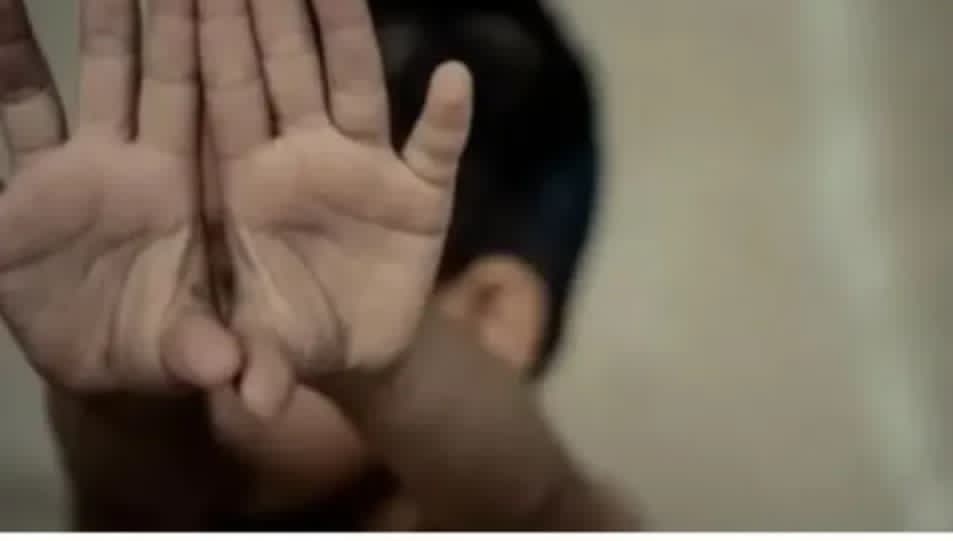 الأمن يلقي القبض على سبعة متهمين بالاعتداء الوحشي على طفل في قضية القات