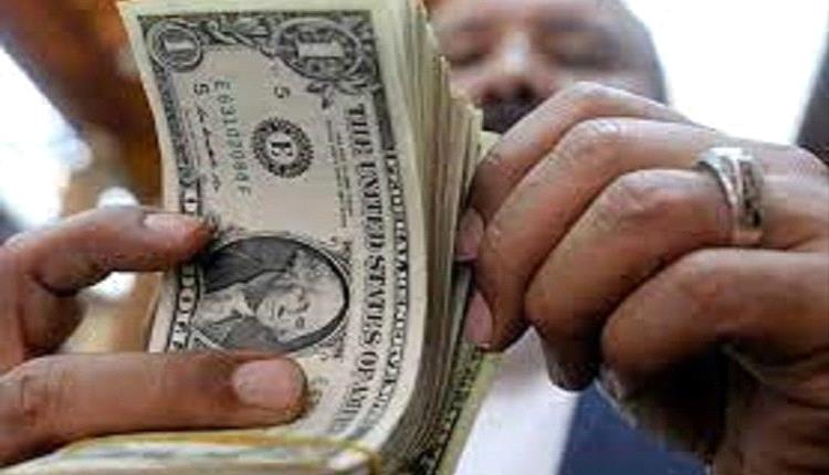 تحليل اقتصادي: ما وراء امتناع الصرافين عن بيع العملات الأجنبية؟