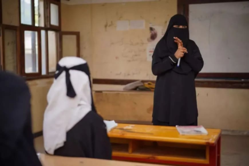 جريمتان تهزّان لحج: خطف معلمة وسرقة سيارة في مشهد صادم