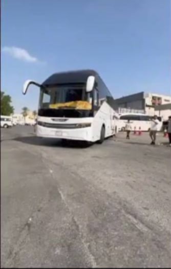 بن لزرق: حافلات النقل في اليمن غير صالحة حتى لنقل المواشي