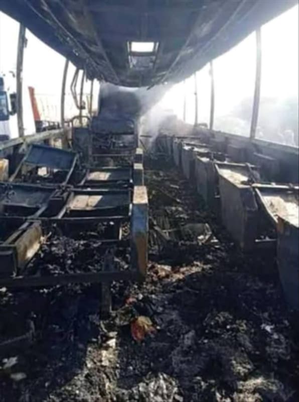 تفاصيل مأساوية: أمن أبين يكشف ملابسات احتراق حافلة ركاب في العرقوب