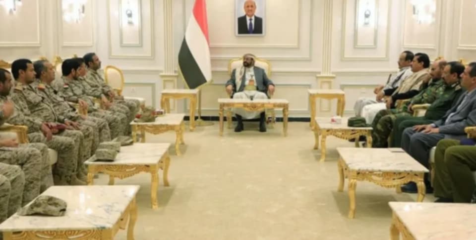 اللواء سلطان العرادة يكسر الصمت ويعلن أول تحرك عسكري بعد سيطرة الانتقالي على حضرموت