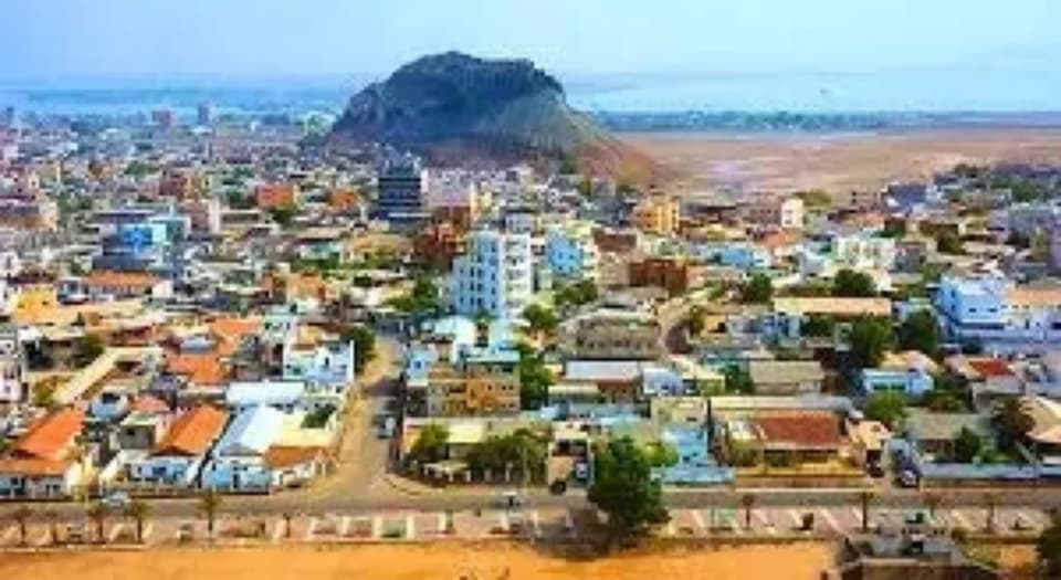 عملية أمنية ناجحة تكشف مفاجأة صادمة بحوزة شاب في عدن