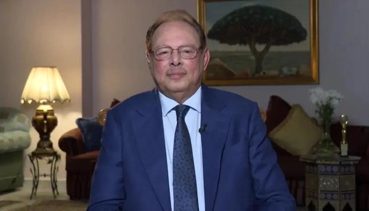 على ناصر محمد في لقاء جديد يعلن تأييد للحوثيين والانتقالي الجنوبي في المشاركة بالحكم