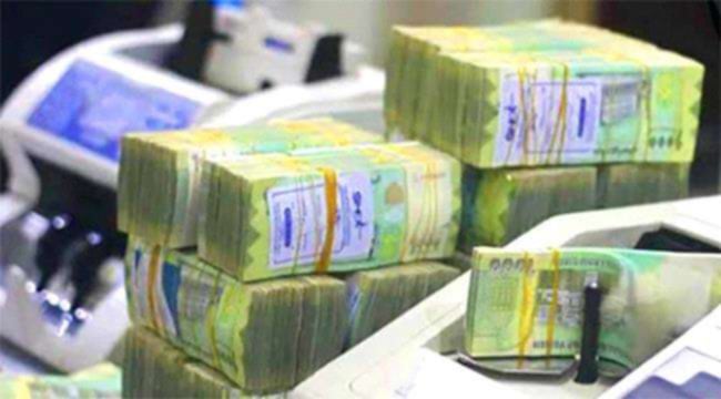 صدمة في حضرموت: شاب يحتال على والده بـ9 ملايين ريال سعودي