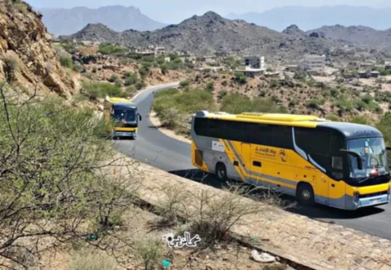 إجراءات جديدة لضبط الرحلات البرية بين اليمن والسعودية تدخل حيز التنفيذ