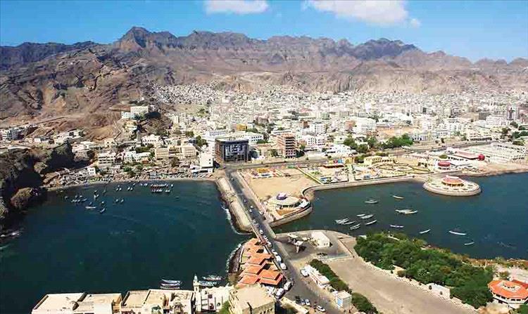 خبير اقتصادي يحذر: تداعيات قرار سعودي قد تعصف باقتصاد عدن وحضرموت
