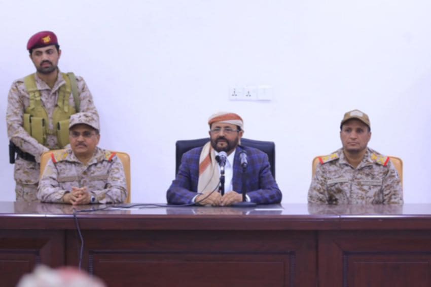 مأرب.. العرادة يطلق تحذيراً عسكرياً عالي المستوى لقوات الانتقالي والحوثيين