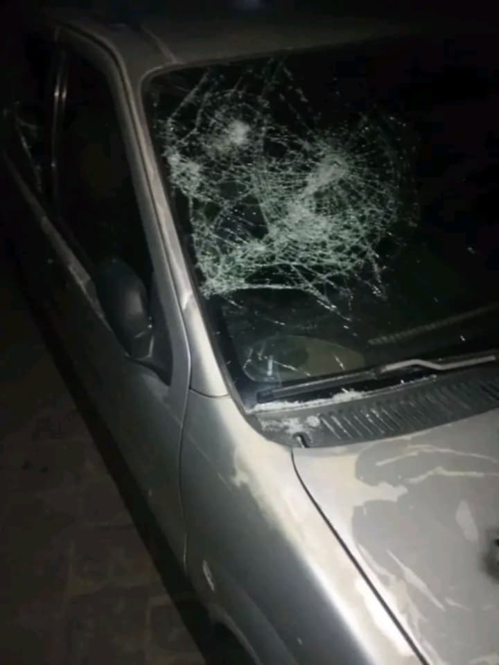 اعتداء مسلح على طبيبة وابنتها في تعز: رصاص وترويع في وضح النهار