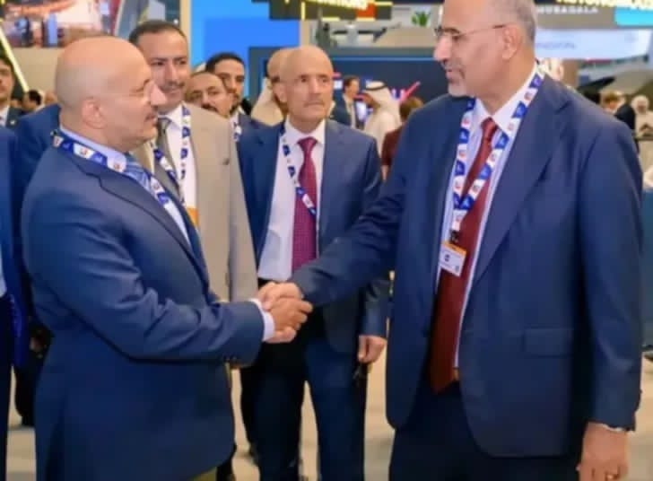 طارق صالح يعلن دعمه للزبيدي في المرحلة القادمة