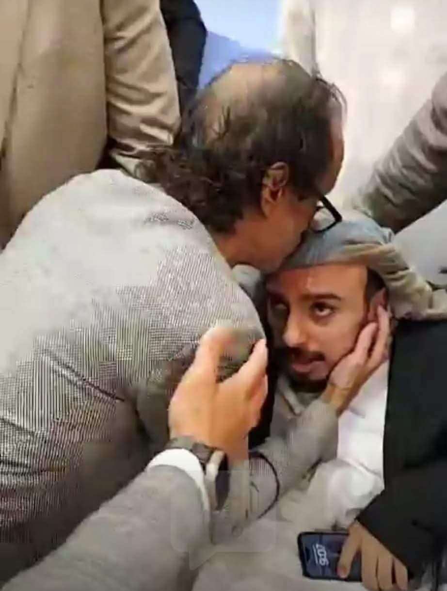 طرد ناشط انتقالي من حفل زفاف أسرة صالح بعد مشادة مع مدين علي عبدالله