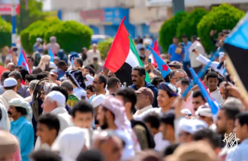 دبلوماسي يمني يكشف موقف الإمارات من تقسيم اليمن ومستقبل الانفصال