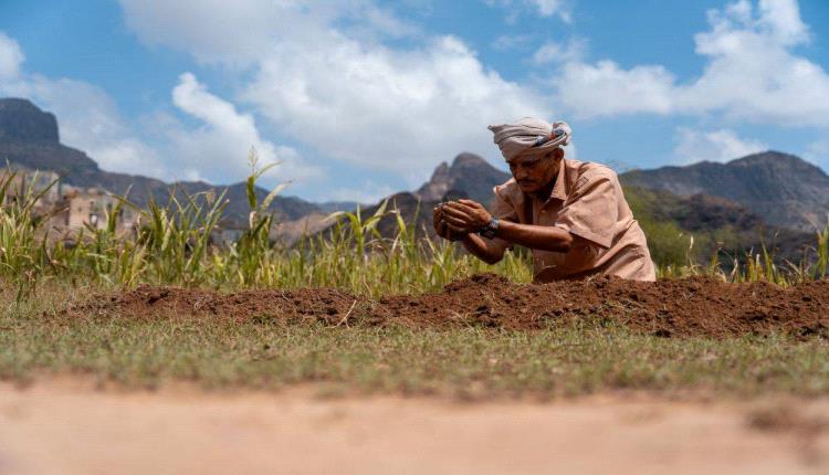 أزمة جديدة تهدد معيشة اليمنيين خلال 2026