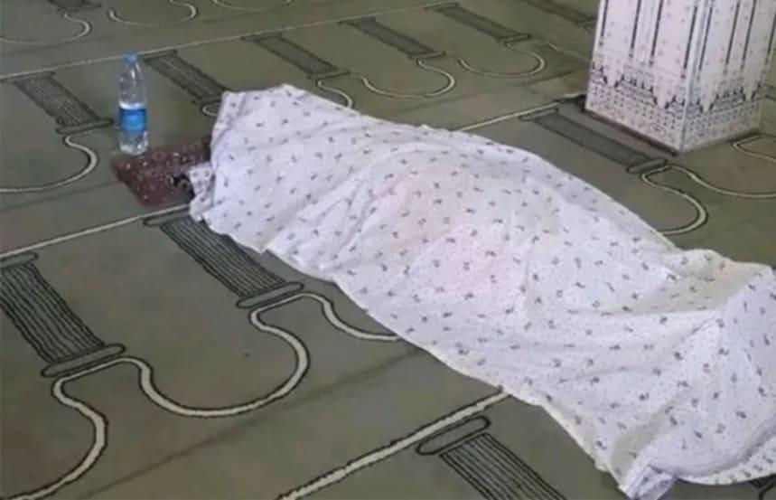 فتاة تستيقظ أثناء صلاة الجنازة في ذمار وتفاجئ الحضور بالعودة للحياة