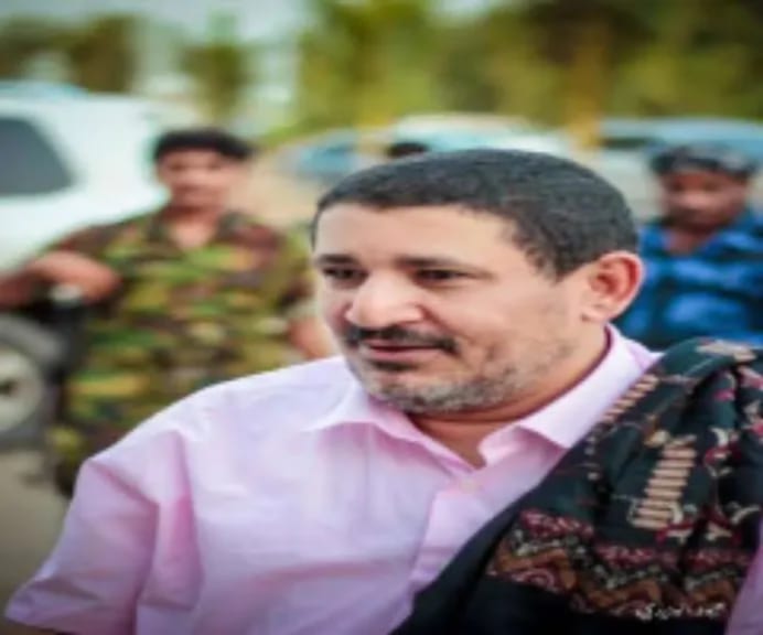 رحيل رجل الكلمات الذي حرّك الجيوش… من هو أديب العيسي؟