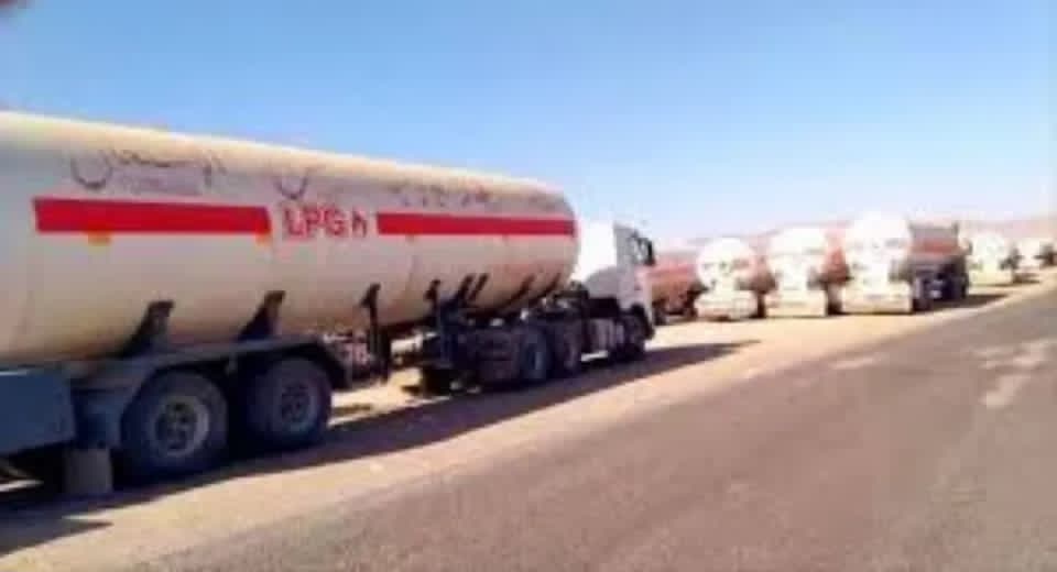 انفراج كبير في أزمة الغاز بعدن مع تدفق شحنات مأرب