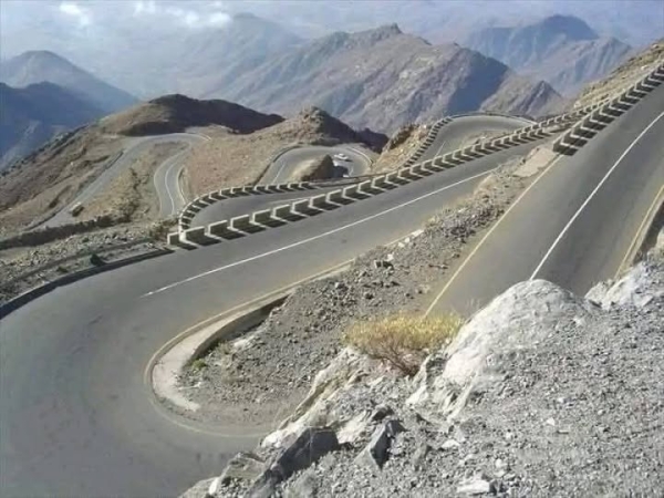 فتح شريان أبين المقطوع: خطوة إنسانية أم مناورة سياسية؟
