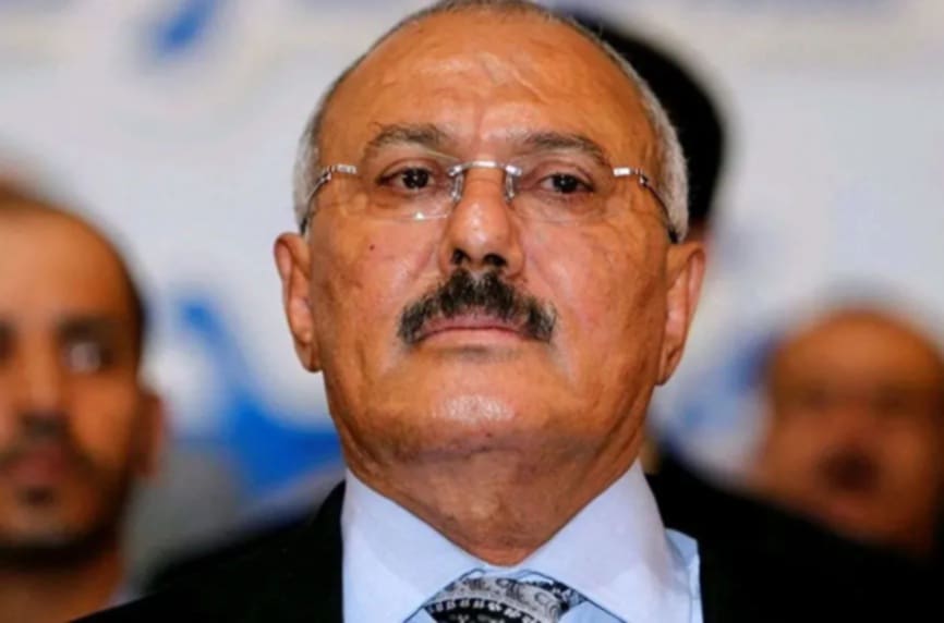 صحفي يمني يثير الجدل باعترافه: نادم على معارضتي لصالح