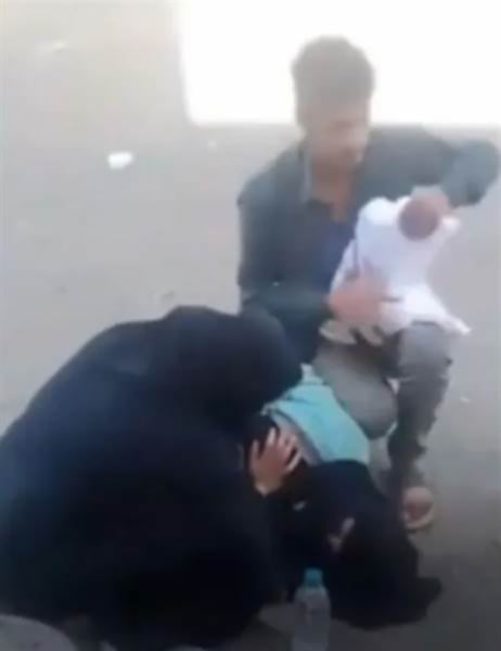 وفاة مسنة جوعًا في صنعاء تكشف عمق الأزمة الإنسانية