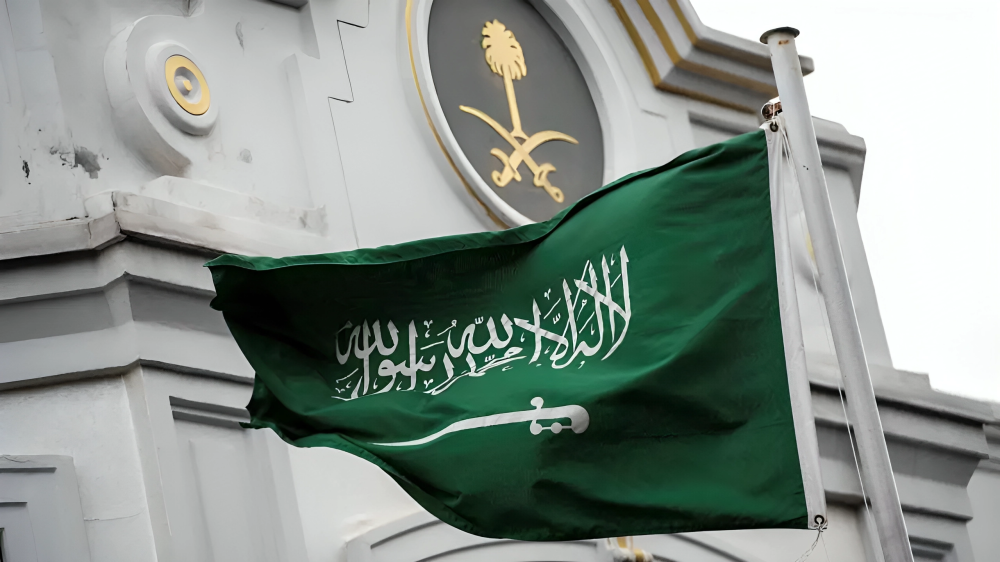 تحديثات صارمة على تجديد الإقامة في السعوديه.. احذر العقوبات وتعرف على الشروط الجديدة!