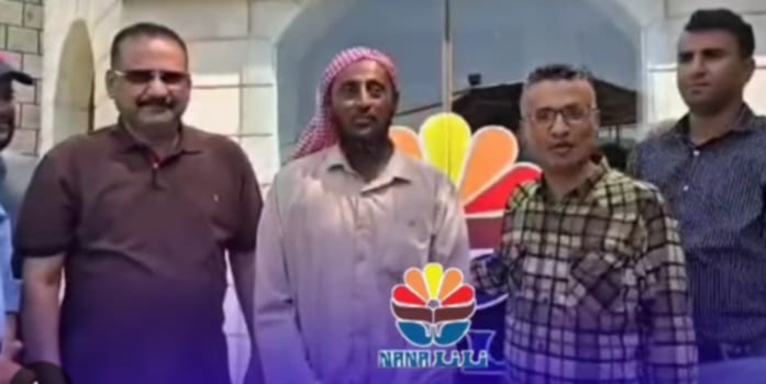 بعد ثلاثة عقود من العطاء.. بائع آيس كريم في الحديدة يُكرَّم من شركة "نانا"