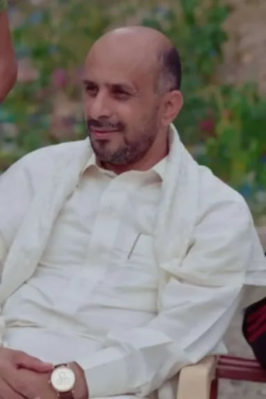  منشور يثير الجدل في تعز: "شقيقي الأصغر يكفيك!" يهدد هيبة الدولة