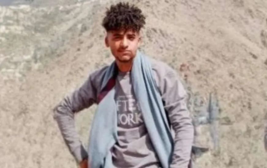 بعد خمسة أشهر من مجزرة الزفاف… الجاني يتجول بحرية لشراء القات
